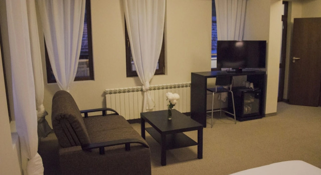 Trigrad Hotel, Buchen Sie Hotel Trigrad Smoljan, in der Nähe von Teufelsrachenhöhle