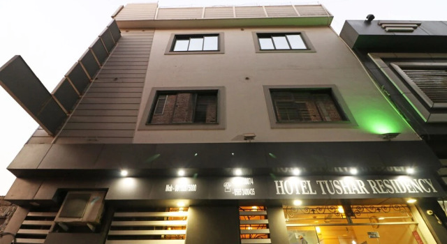 OYO 10414 Hotel Tushar Residency