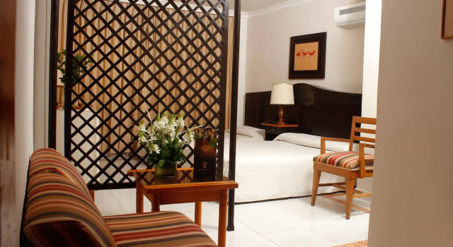 Hotel Genova, Rezervovat Hotel Hotely v Atlántico s bazénem, Bazén