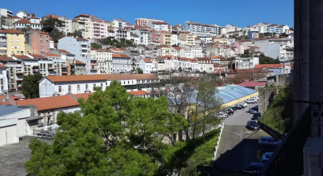 Apartment Rua Corpo de Deus in Coimbra, Забронировать Апартаменты/квартира Отели Коимбры с парковкой, рядом с Маленькая Португалия, Парковка
