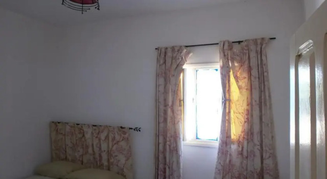 Esshania Apartment