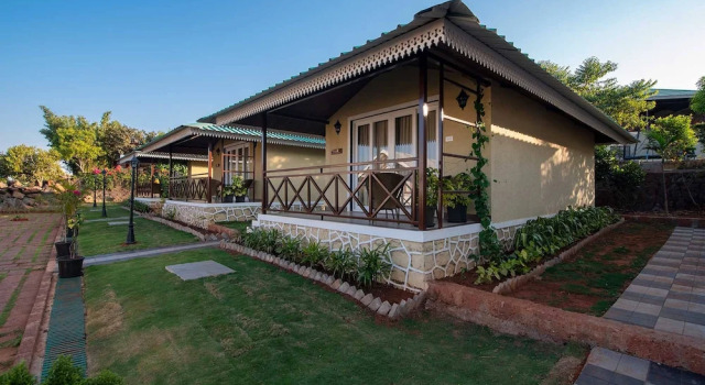 Семейный коттедж с балконом Nirvana Eco & Agro Resort