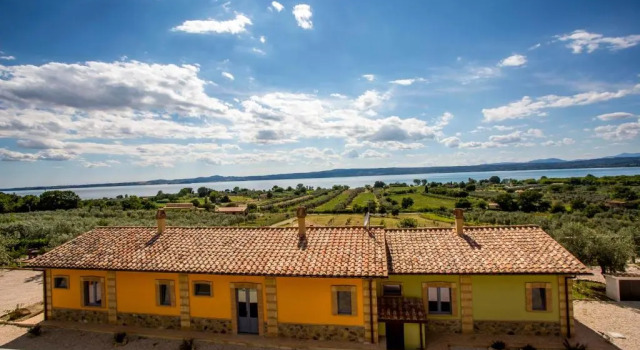 Апартаменты Agriturismo Parco di Canuleio - con vista sul Lago