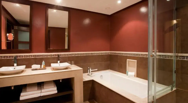 Двухместный люкс Premium с видом на сад Kenzi Menara Palace & Resort