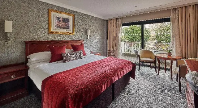 Двухместный номер Classic с балконом St. Pierre Park Hotel & Golf