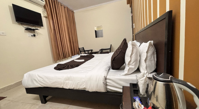 Двухместный номер Deluxe с балконом The Shivaay Near AIIMS Rishikesh by Lovely Hospitality