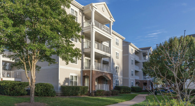 Club Wyndham Nashville, Забронировать Отель Юг Нашвилл Нэшвилл, рядом с Конгресс-центр Gaylord Opryland