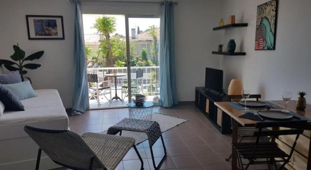 Апартаменты Maison Cabrol