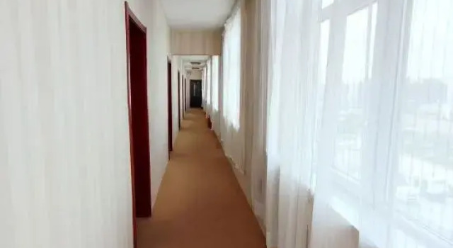 Chaka Salt Lake Yinhu Hotel, Varaa Hotelli Haixi 
