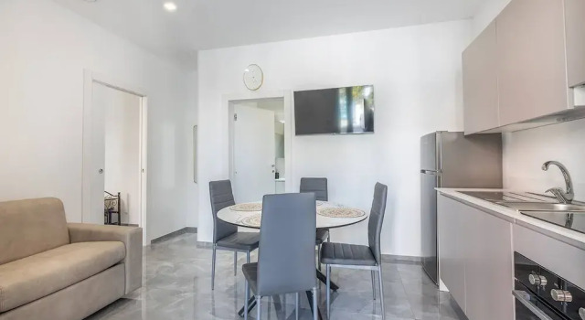 Sole Apartment 1 - Central Marina With Modern Furnishings