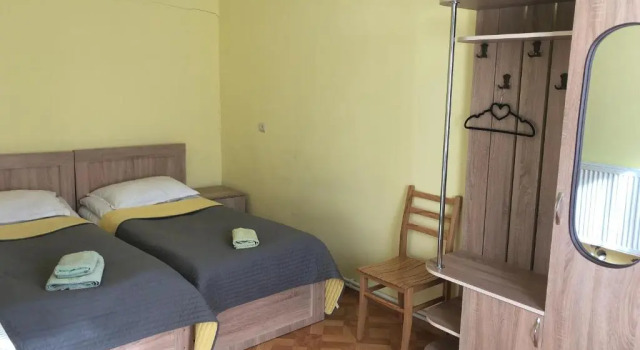 Inga Jafaridze Guesthouse Pele, Buchen Sie Hostel Hostels in Mestia, Hostel