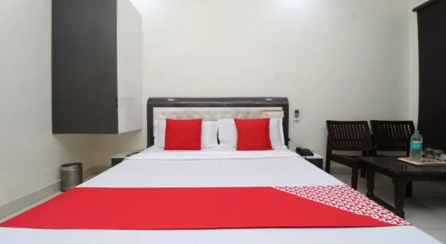 Hotel Kakkar By OYO Rooms, Book Hotel Ludhiana Punjab
