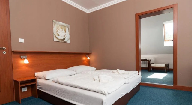 Hotel Radejov, Prenota Hotel Hotel a Moravia meridionale con parcheggio, Parcheggio
