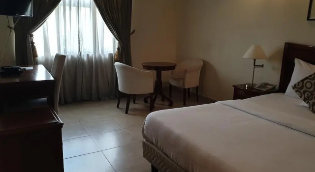 Newton Hotel Festac