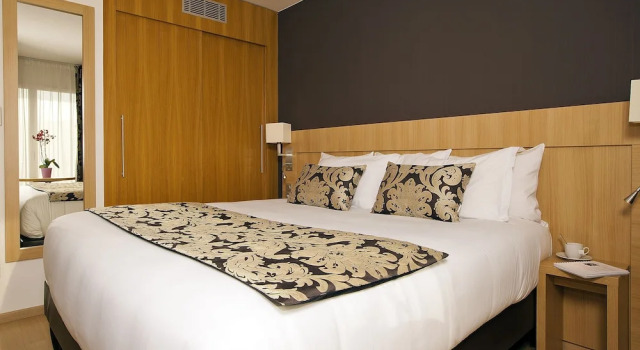 Апартаменты Standard Residhome Apparthotel Paris Massy