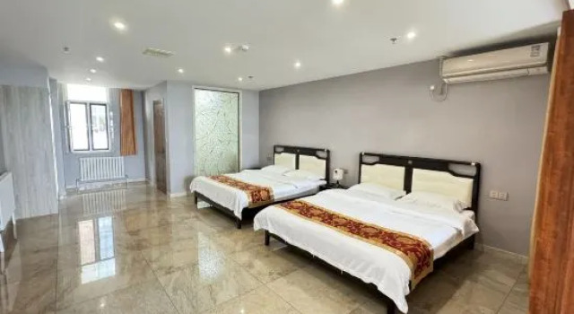 Люкс Deluxe HWN Hotel