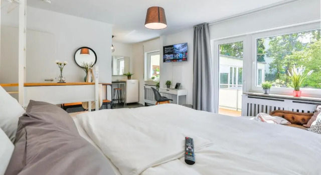 Апартаменты Studio HIRSCH56 - Zentral-Ruhig-Terrasse-Netflix