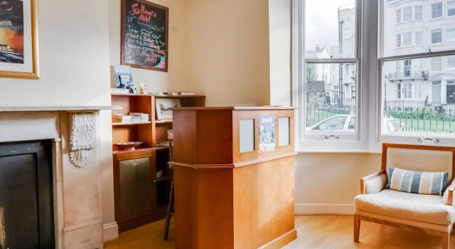Gullivers Hotel - B&B