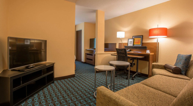 Люкс Fairfield Inn & Suites by Marriott Columbus