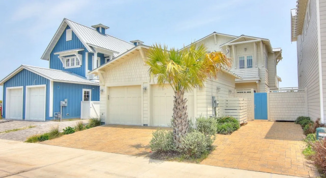 Spacious 4br/3ba W/ 2 Pools & Boardwalk To Beach 4 Bedroom Home, Rezerwuj Dom wakacyjny Port Aransas 