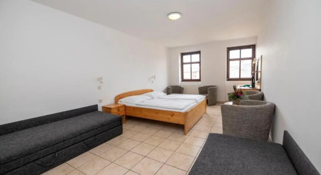 Четырёхместный номер Standard Hotel Praha