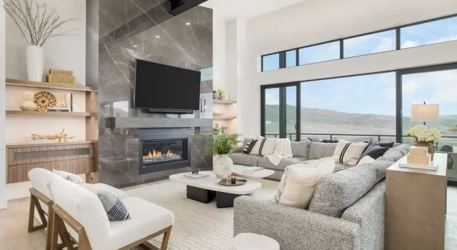 Коттедж Mountain Lover by Avantstay Luxe Escape w/ Views Hot Tub, Gym, Movie Theater