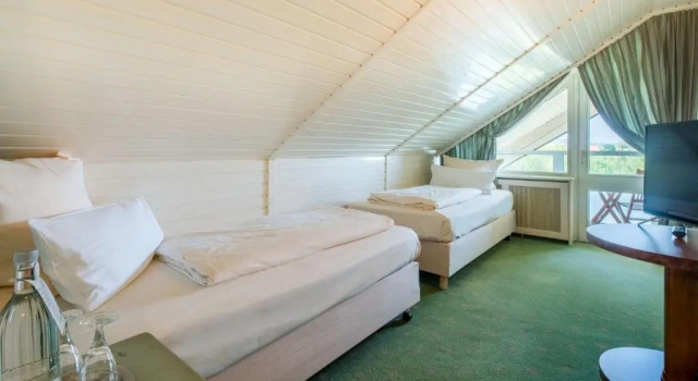Семейный номер Standard с 2 комнатами Sure Hotel by Best Western Rhoen Garden