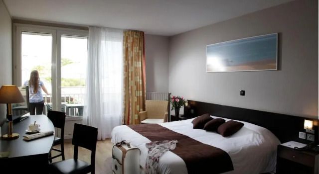 Двухместный номер Standard Hôtel & Restaurant des Remparts