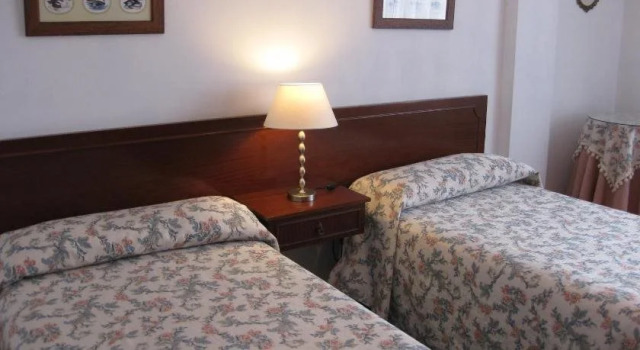 Apartamentos Turisticos Arosa Ogrove, Забронировать Апартаменты/квартира Эль-Грове O Grove Peninsula, рядом с Церковь Сан-Мартино