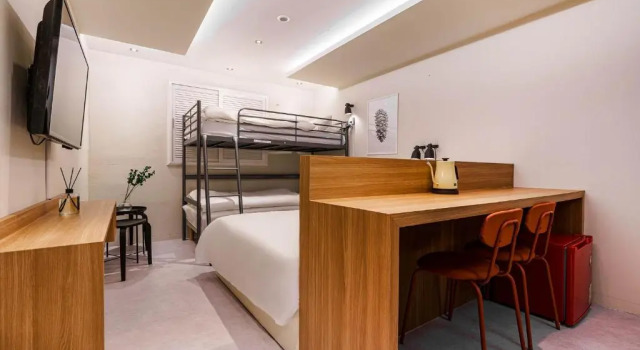 Четырёхместный номер Standard Дуплекс Hotel Less Seoul