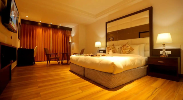 Hotel Stella Continental, Забронировать Отель Фагвара штат Пенджаб