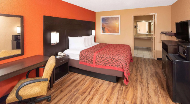 Двухместный номер Standard Days Inn by Wyndham Tupelo