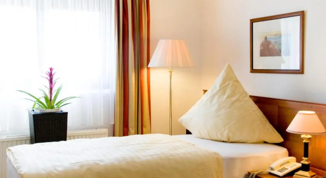 Двухместный номер Standard Hotel Kölner Hof Refrath