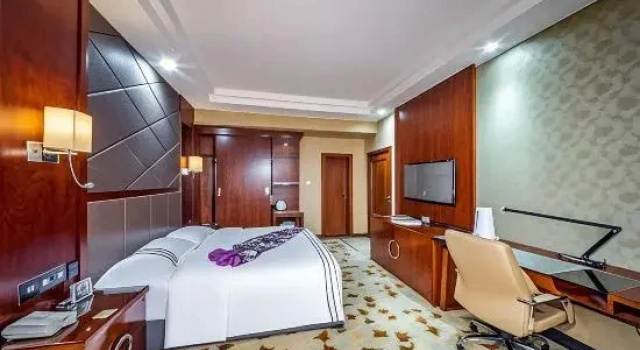 Люкс Deluxe He Huang Pearl Hotel