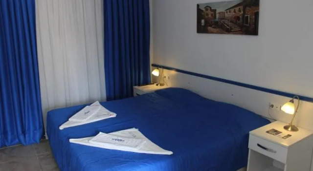 Standardní Dvoulůžkový s manželskou postelí pokoj s balkonem Rota Hotel