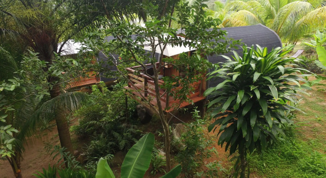 A Peace In Paradise, Book Hotel Hotels in Mahe with Parking, Parking