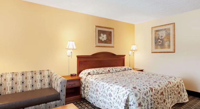 Двухместный люкс Knights Inn Mount Laurel