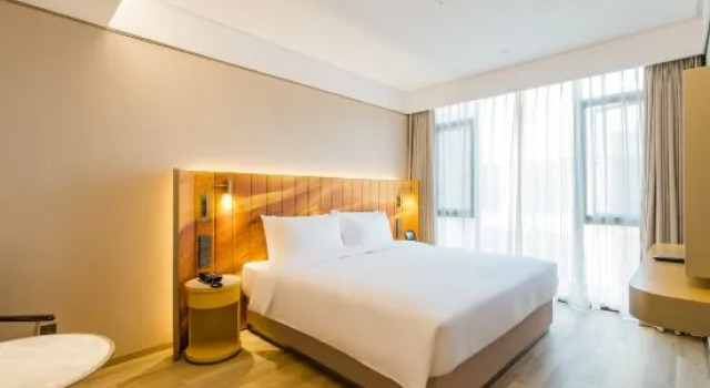 Люкс Yishang Hotel (Shanghai Hongqiao International Exhibition Center Jiangqiao Wanda Branch)