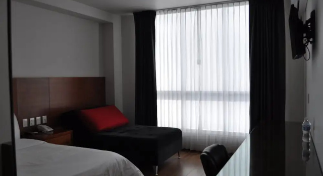 Двухместный номер Standard AMD Hotel