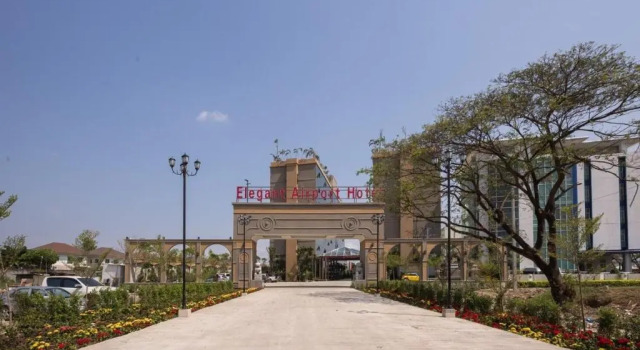 Elegant Airport Hotel