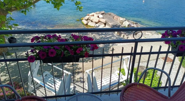 Двухместный номер Standard с балконом и с видом на озеро Hotel S.Maria
