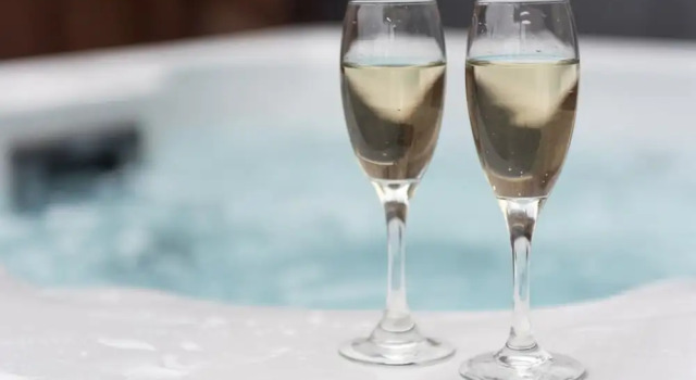 Primrose Lodge 5 with Hot Tub (H 2014) 57501, Book Hotel Minnigaff Scotland