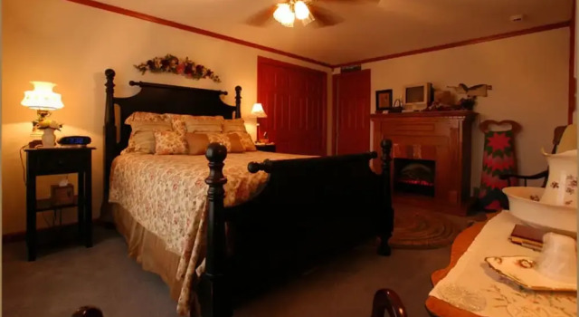 Номер Comfort Annville Inn Bed and Breakfast