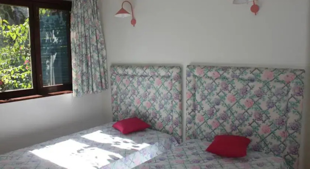 Villa Twins, Забронировать Вилла Отели Монте-Горду с парковкой, рядом с Пляж Monte Gordo, Парковка