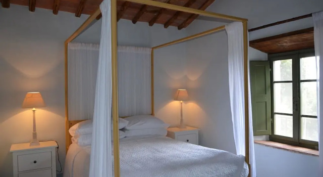 Beautiful Restored Farmhouse, Buchen Sie Villa Villen in Sovicille, Villa