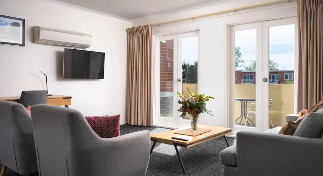 Люкс MainStay Suites Kew