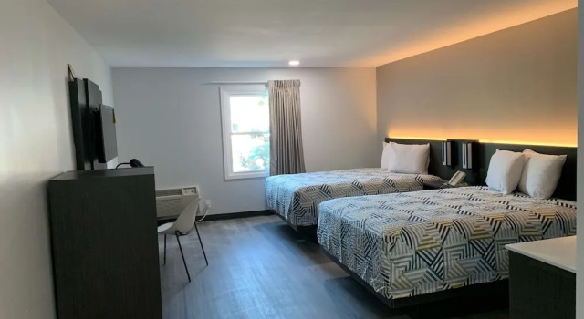 Четырёхместный номер Deluxe Motel 6 Rockford, Il