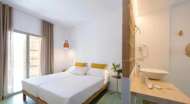 Двухместный номер Standard с балконом Hostal Boutique Cana Rita