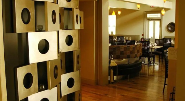 The Shaw Club Hotel