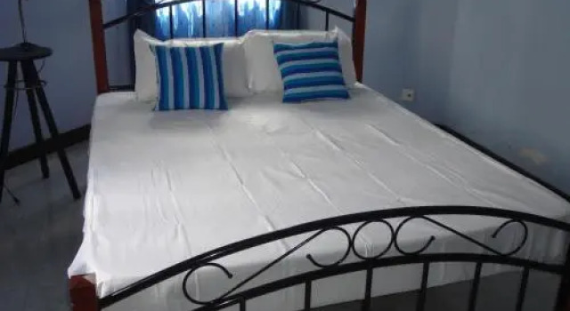 Sherenes Homestay, Забронировать Отель Отели Канди с парковкой, рядом с Kandy Central Hospital, Парковка
